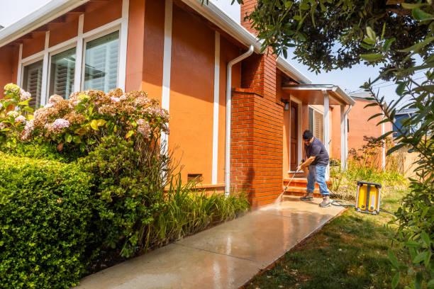 Best Deck Pressure Washing  in Lattingtown, NY